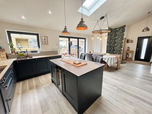 Photo 28- click for photo gallery